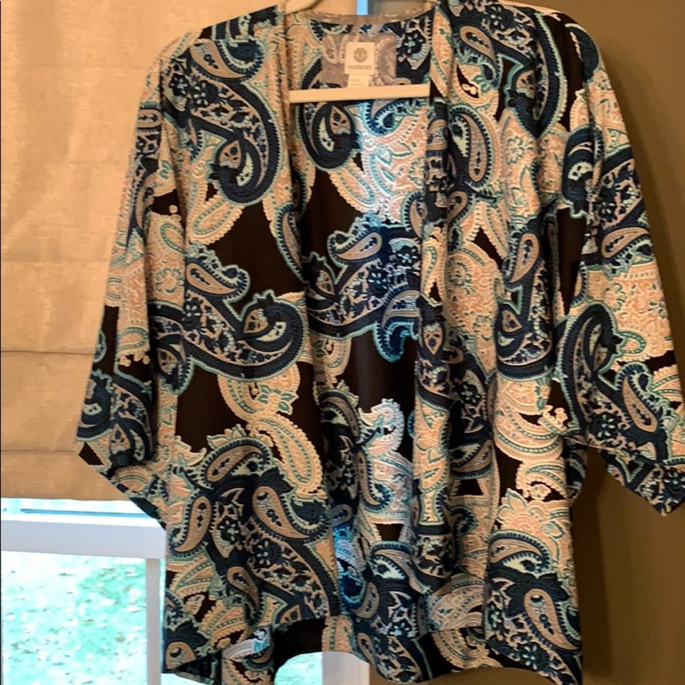 Paisley cropped kimono by Element